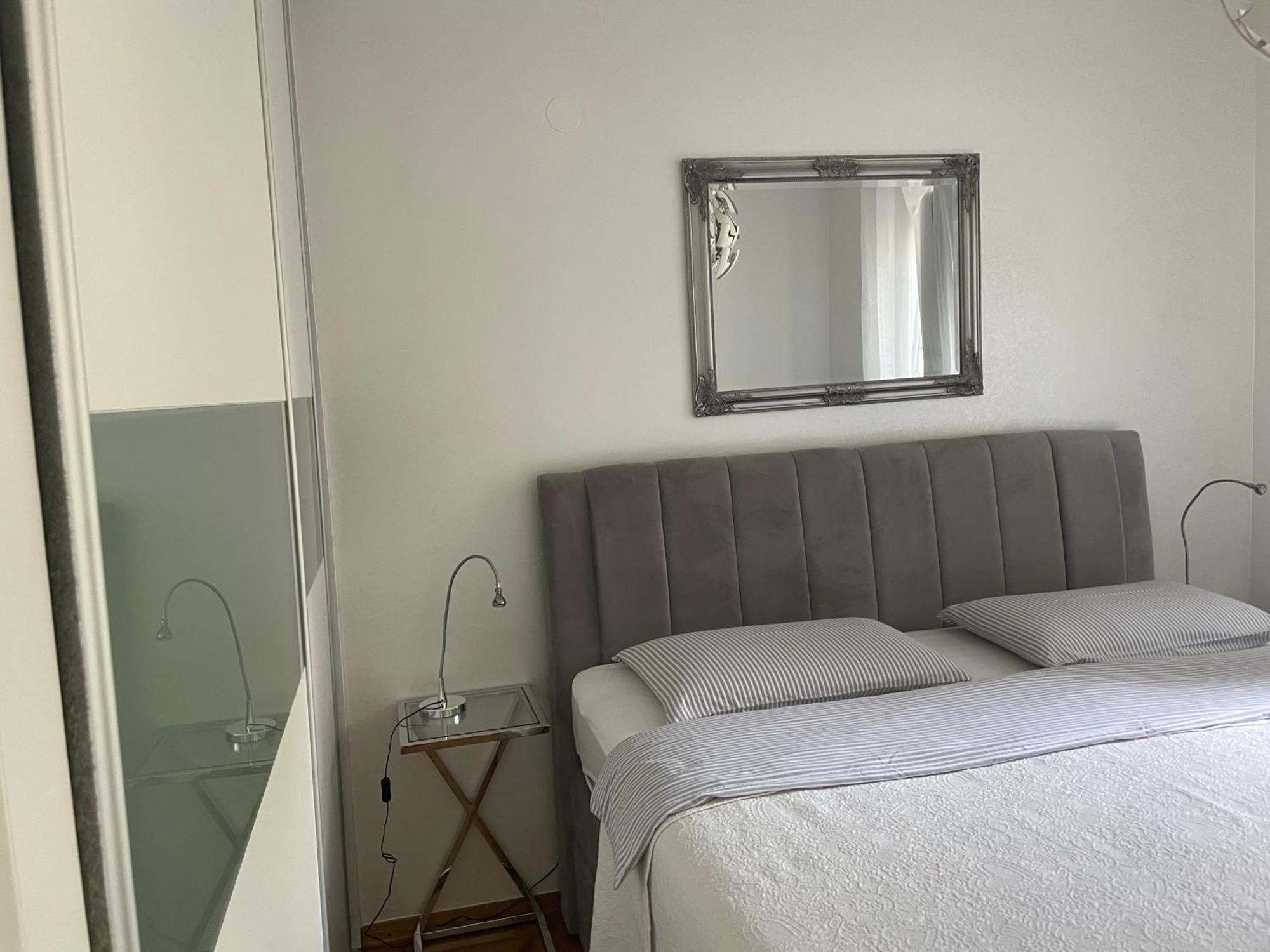 Apartments Bloom Near The Beach Porec Exterior photo